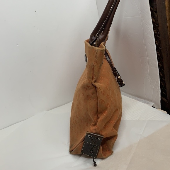 Dooney and Bourke Signature Tote orange - Picture 2 of 9